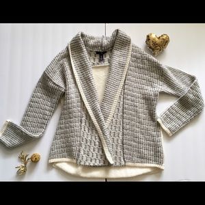 🌸Sale 3 for $10🌸 Gap Cream/Gray Open Cardigan